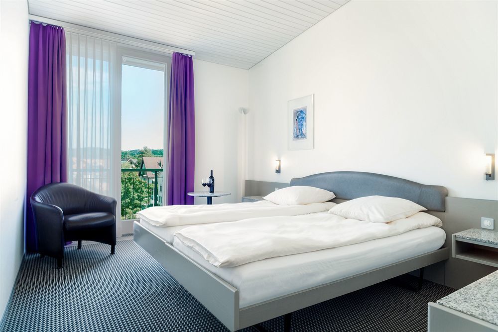Hotel Fly Away Kloten Luaran gambar