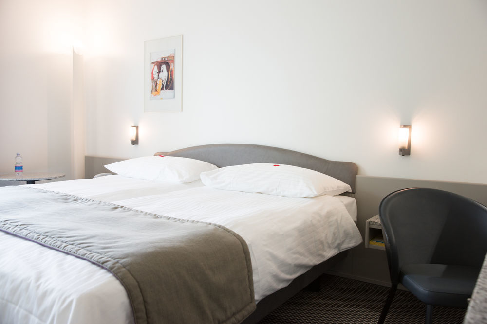 Hotel Fly Away Kloten Luaran gambar