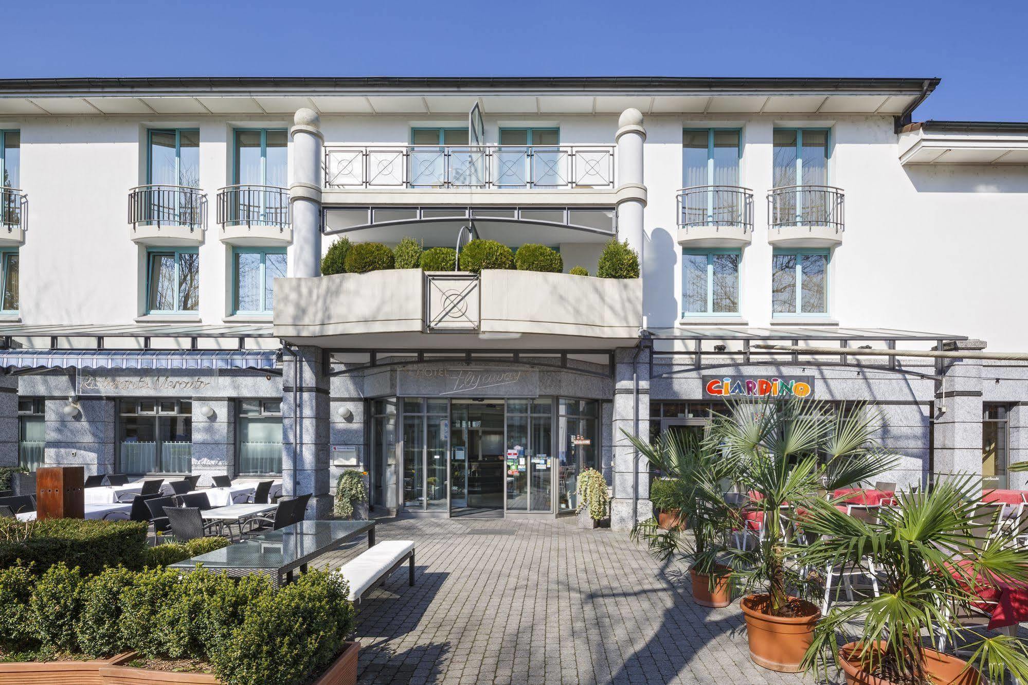 Hotel Fly Away Kloten Luaran gambar