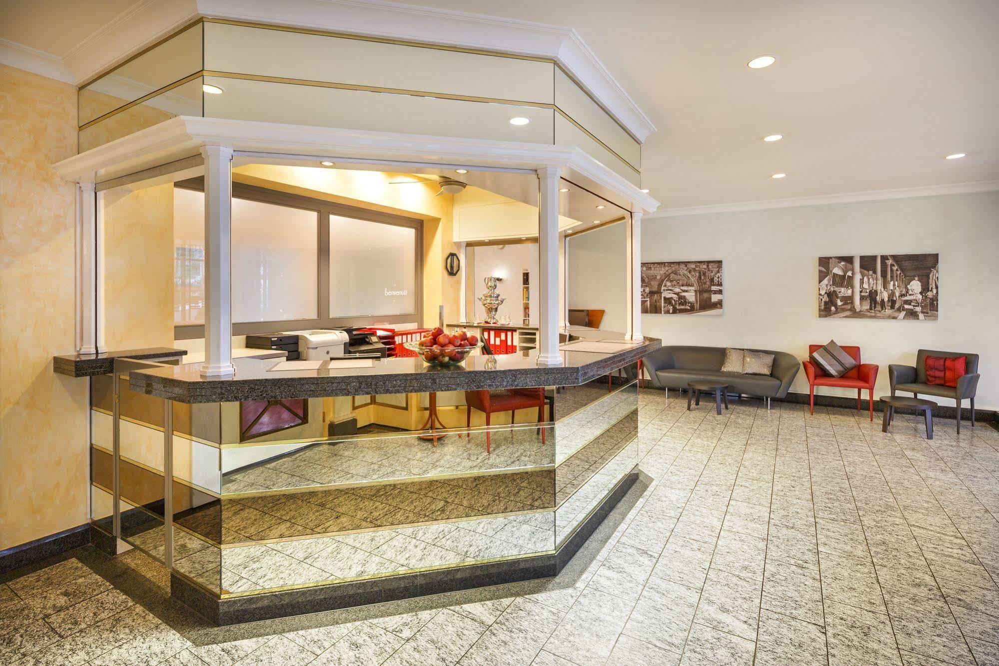 Hotel Fly Away Kloten Luaran gambar